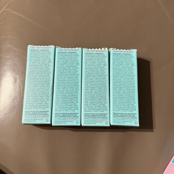 First Aid Beauty Brighten Glow Eye x4 - Picture 2 of 3